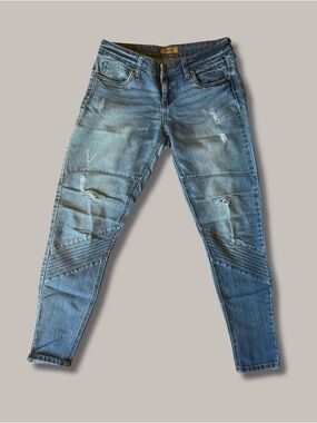 STS Blue Women’s Distressed Skinny Jeans